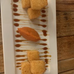 Tragga - Dedinhos de tapioca was good but missing salt