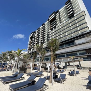 Royalton - View of hotel from the beach - Resorts Near Me - Cancún, ROO Royalton - View of hotel from the beach - Resorts Near Me - Cancún, ROO