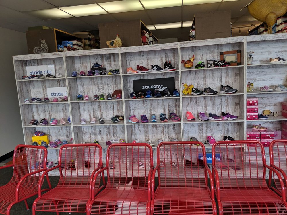 LITTLE CHICK SHOE SHOP 14 Reviews Shoe Stores 1924 Whites Rd