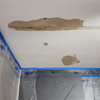 Madison Handyman solutions - a ceiling that has been painted - Flooring Near Me - Madison, Wisconsin