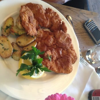 RESTAURANT HELVETIA - Swiss Food Near Me - Zürich, ZH