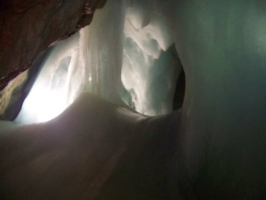 Eisriesenwelt by null