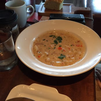 Earls Kitchen + Bar - Canadian (New) Near Me - Whistler, British Columbia