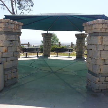 Borrego Canyon Overlook Park - Parks Near Me - Foothill Ranch, California