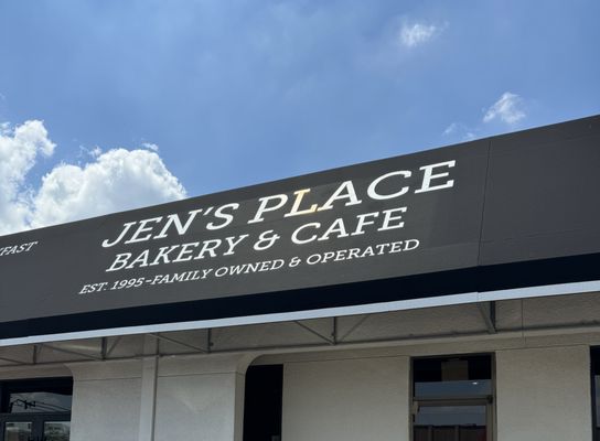 Jen's Place Bakery & Cafe by null