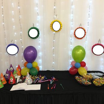 Oasis Palace - Table on the side with guest book and candy buffet for kids - Party & Event Planning Near Me - Newark, California Oasis Palace - Table on the side with guest book and candy buffet for kids - Party & Event Planning Near Me - Newark, California