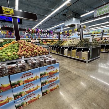 El Rancho Supermercado - produce section - International Grocery Near Me - McKinney, Texas