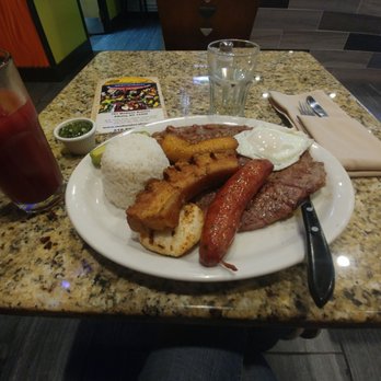 Moliendo cafe - Colombian Near Me - Albany, New York Moliendo cafe - Colombian Near Me - Albany, New York