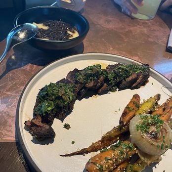 Saizon - Hanger steak! Comes with carrots and mashed potatoes - New American Near Me - Fresno, California Saizon - Hanger steak! Comes with carrots and mashed potatoes - New American Near Me - Fresno, California