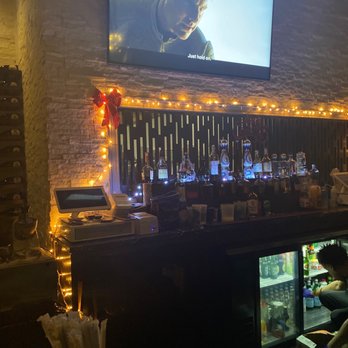 Continent Restaurant & Cigar Lounge - Cigar Bars Near Me - Atlanta, Georgia