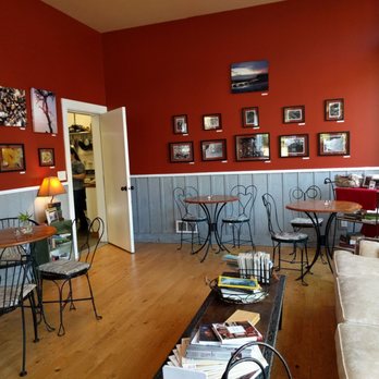 Cafe C'est La Vie - Cafes Near Me - Depoe Bay, Oregon