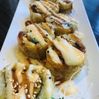 Sake 2 Me Sushi - Philadelphia Crunch - Sushi Bars Near Me - Tulsa, Oklahoma