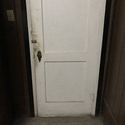 Panda Buffett - Bathroom door inside