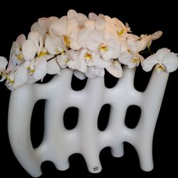 Leafelle Flowers + Gifts