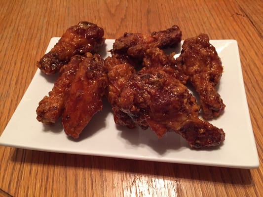 Buffalo Wild Wings by null