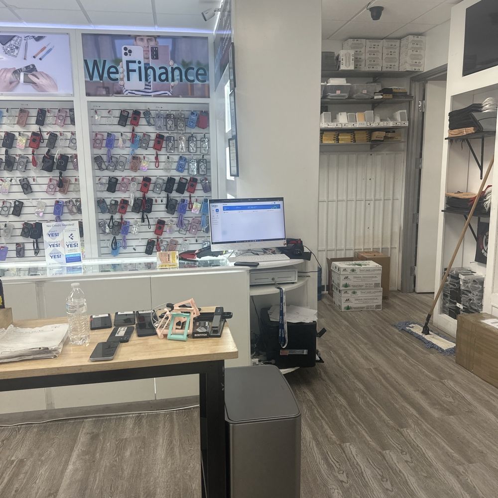 Top Wireless - Mobile Phone Accessories Near Me - Paradise, Nevada Top Wireless - Mobile Phone Accessories Near Me - Paradise, Nevada