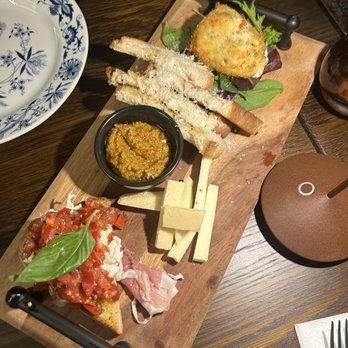 Restaurang Tre Valv - Scandinavian Near Me - Stockholm, Alberta Restaurang Tre Valv - Scandinavian Near Me - Stockholm, Alberta