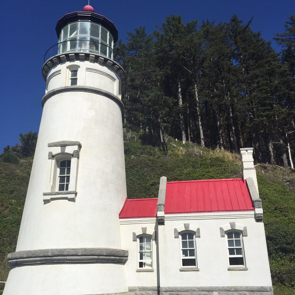 Heceta Head Lighthouse - Heceta Head Lighthouse on a beautiful day - Landmarks & Historical Buildings Near Me - Florence, Oregon Heceta Head Lighthouse - Heceta Head Lighthouse on a beautiful day - Landmarks & Historical Buildings Near Me - Florence, Oregon