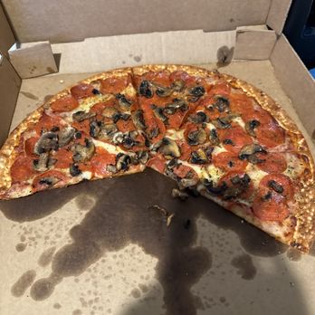 Calahan's Pub and Pizza - Pizza Near Me - New Braunfels, Texas Calahan's Pub and Pizza - Pizza Near Me - New Braunfels, Texas
