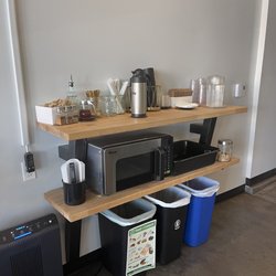 Realfine Coffee - Cute condiment bar