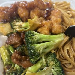 Kelly's Cajun Grill - It looks great but it really isn't all up to par