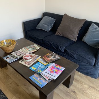 Haas Bros Auto - Comfortable couch to relax while your vehicle is being serviced. - Auto Repair Near Me - San Dimas, California Haas Bros Auto - Comfortable couch to relax while your vehicle is being serviced. - Auto Repair Near Me - San Dimas, California
