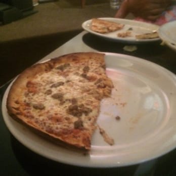 Formaggio Grill - Pizza.... Not so good... - Seafood Near Me - Kailua, Hawaii