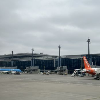Flughafen Berlin Brandenburg BER - Airports Near Me - Schönefeld, BB Flughafen Berlin Brandenburg BER - Airports Near Me - Schönefeld, BB