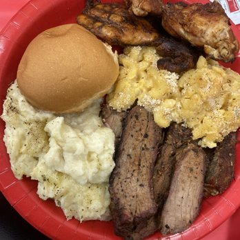 Chief's Catering - Caterers Near Me - Pomona, California