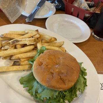 Decoys Seafood - Crab cake sandwich and fries - Seafood Near Me - Suffolk, Virginia