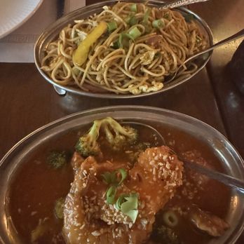 Spice Symphony Times Square - Hakka noodles and Shrimp with Hot Garlic Sauce - Indian Near Me - New York, New York