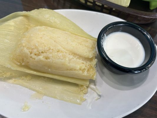 Pupuseria & Restaurant "El Cuscatleco" by null