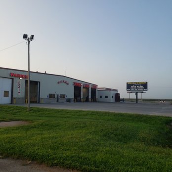 Five Star Truck Center - Clean, organized. 6 am to Midnight. - Tires Near Me - York, Nebraska Five Star Truck Center - Clean, organized. 6 am to Midnight. - Tires Near Me - York, Nebraska