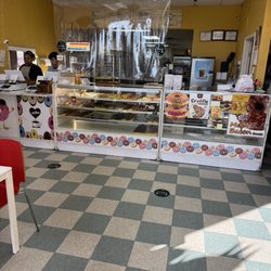 Supreme Donuts