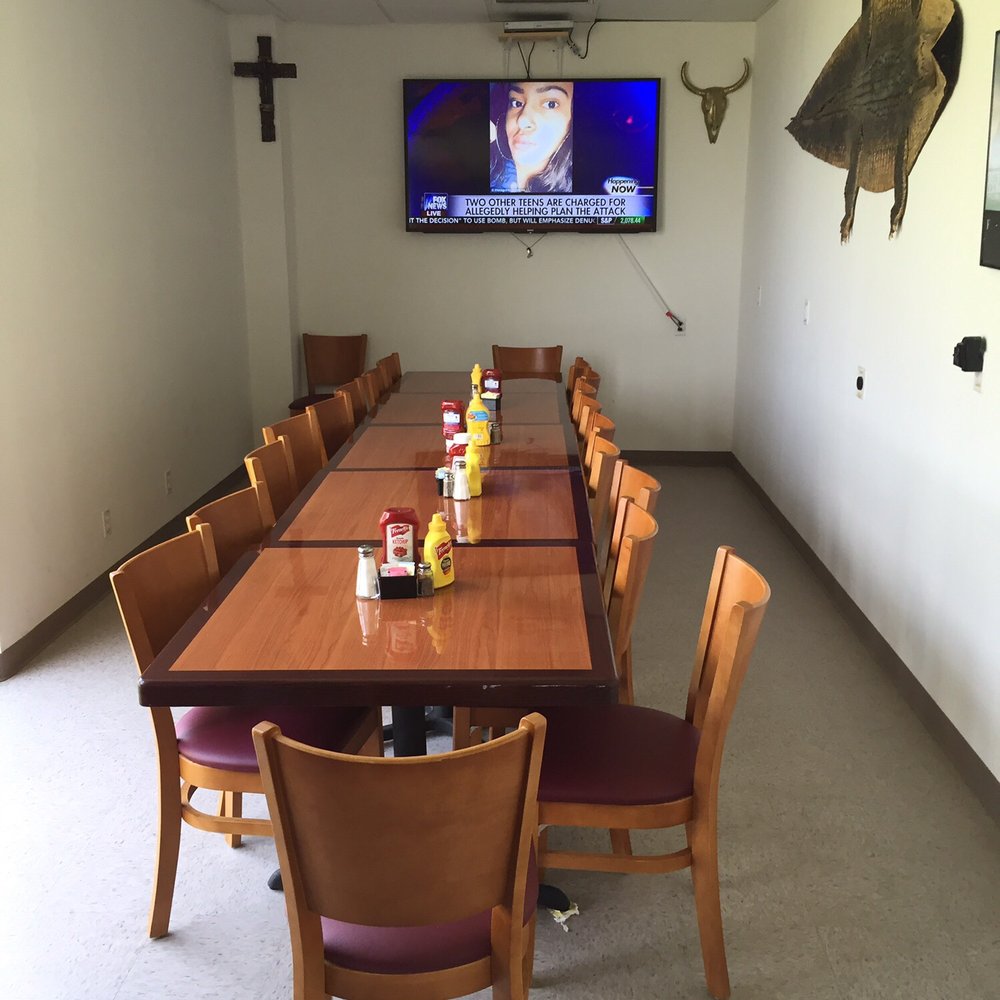 Runway Cafe - Seafood Near Me - Angleton, Texas Runway Cafe - Seafood Near Me - Angleton, Texas