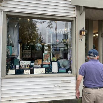 Freewheel Pottery - Arts & Crafts Near Me - Woodstock, New York Freewheel Pottery - Arts & Crafts Near Me - Woodstock, New York