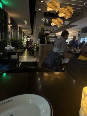 Bar Mezzana by null