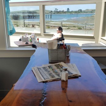 Ginochio's Kitchen - Seafood Near Me - Bodega Bay, California