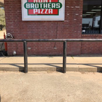 Coleman's - the front of a restaurant with a sign that says hunt brothers pizza - Convenience Stores Near Me - Zavalla, Texas Coleman's - the front of a restaurant with a sign that says hunt brothers pizza - Convenience Stores Near Me - Zavalla, Texas