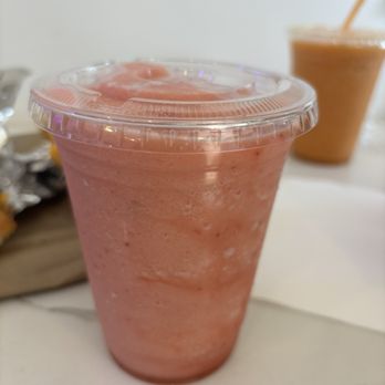 Keiko’s Coffee Shop - Strawberry Smoothie - Breakfast & Brunch Near Me - San Francisco, California Keiko’s Coffee Shop - Strawberry Smoothie - Breakfast & Brunch Near Me - San Francisco, California
