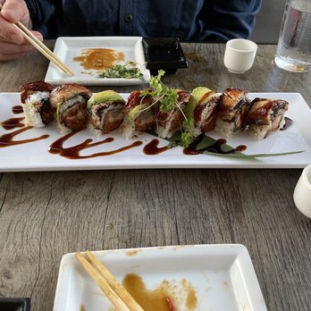 Seabutter - Laguna Beach - Dragon Roll - Japanese Near Me - Laguna Beach, California Seabutter - Laguna Beach - Dragon Roll - Japanese Near Me - Laguna Beach, California