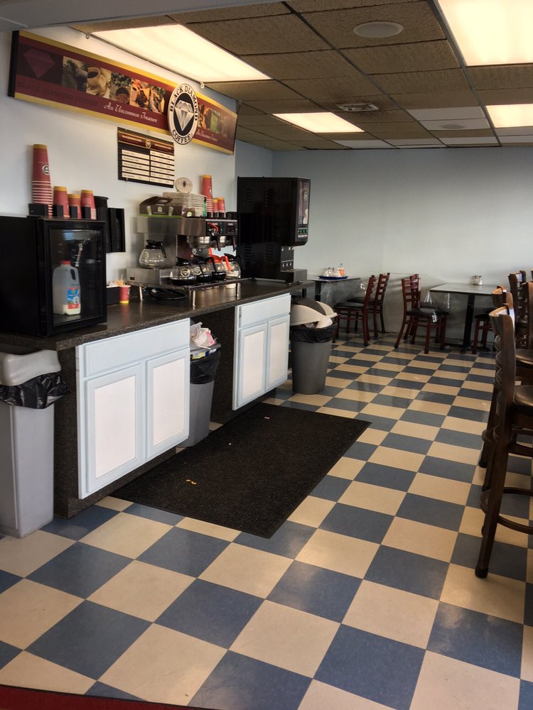 NEIGHBORHOOD DELI Updated October 2024 15 Reviews 756 Montauk Hwy