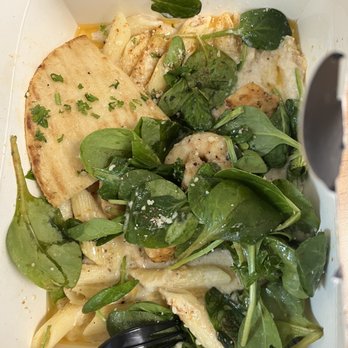 Upscale Cuisine - Shrimp Alfredo - Seafood Near Me - Farmington Hills, Michigan Upscale Cuisine - Shrimp Alfredo - Seafood Near Me - Farmington Hills, Michigan