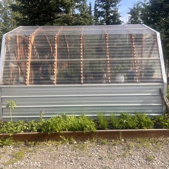 McKinley Creekside Cafe - Cafes Near Me - Denali, Alaska