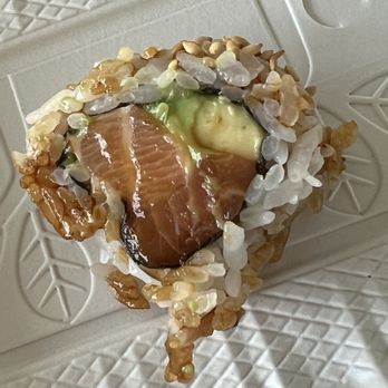 Sushi-Man - Salmon Avocado Roll - Sushi Bars Near Me - North Vancouver, British Columbia Sushi-Man - Salmon Avocado Roll - Sushi Bars Near Me - North Vancouver, British Columbia