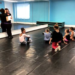 Shine On Performing Arts Center - Hip Hop I getting to know Miss Erica before class!