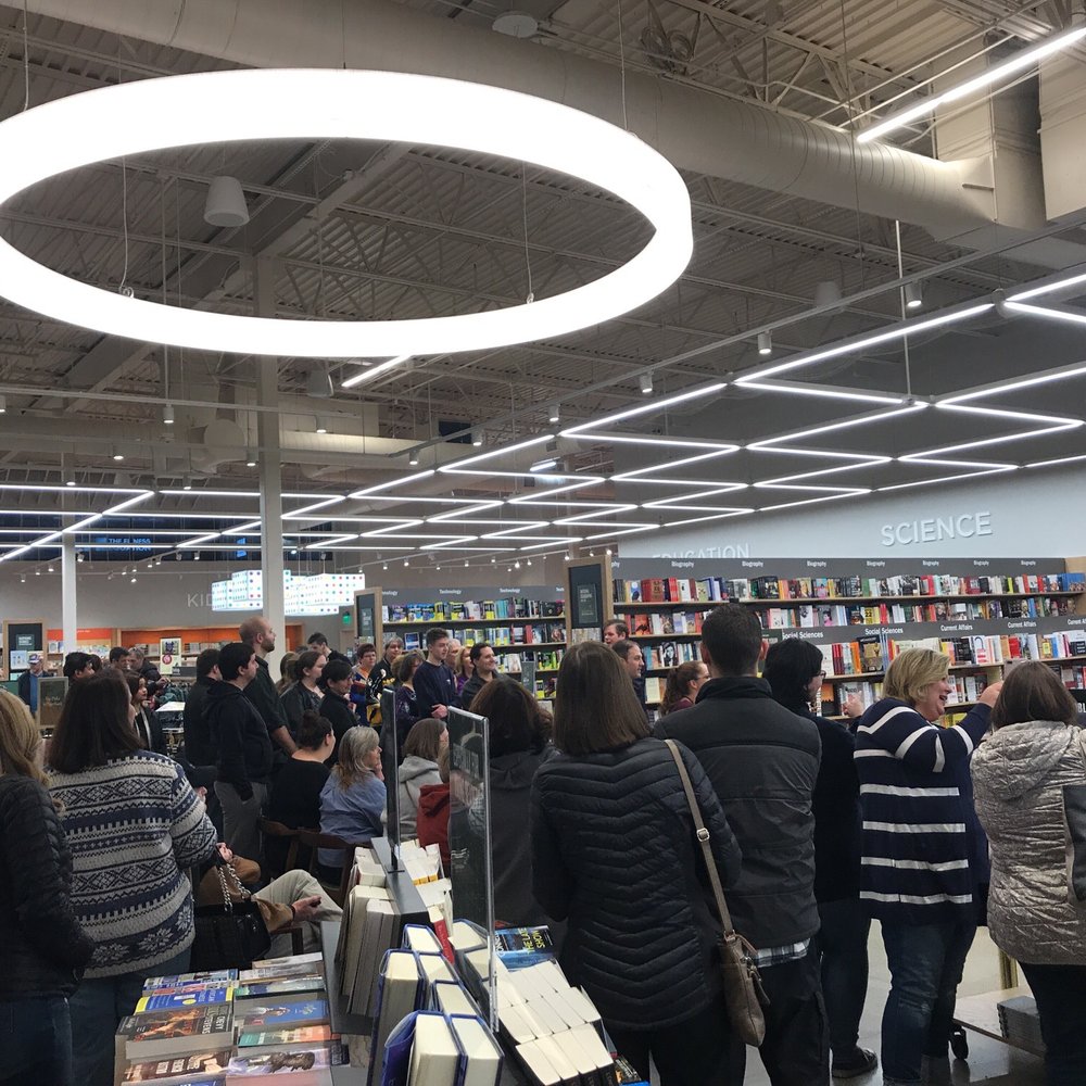 Barnes & Noble - Bookstores Near Me - Ashburn, Virginia