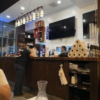 The Crab Shack - Waiters chatting away not attending customers - Seafood Near Me - Carson, California