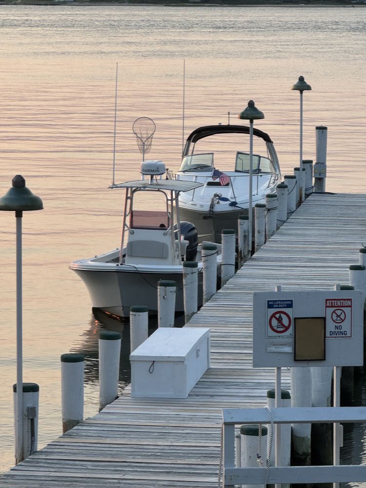 Peconic Bay Sunset Cruises Logo