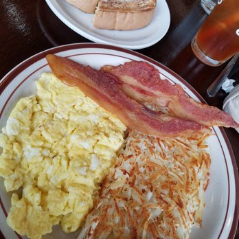 Backwoods Cafe - Simple breakfast and very yummy. - Mexican Near Me - Yakima, Washington